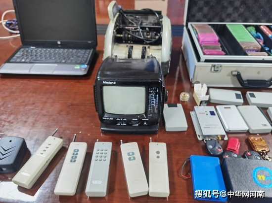 安装程序教程！扑克牌扫描仪配微型震动器,推荐6个良心渠道