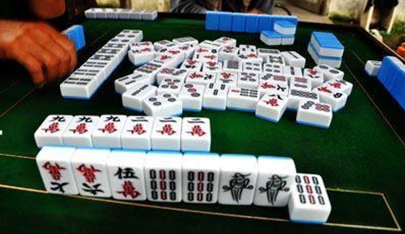 3分钟讲解！邳州友友麻将确实有挂的(怎么能拿好牌)