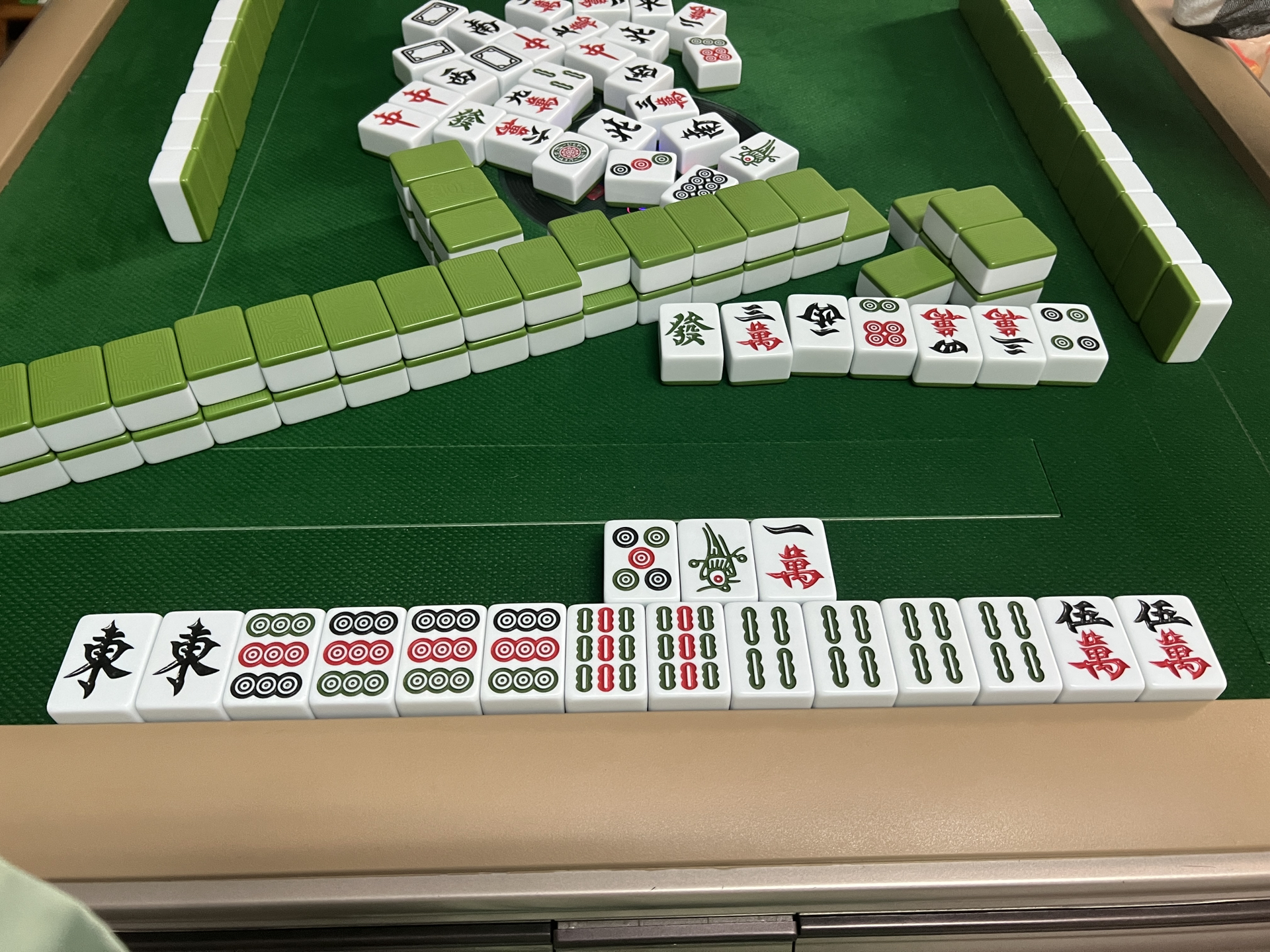 给大家科普一下！0759湛江麻将确实有挂的(怎么发好牌)