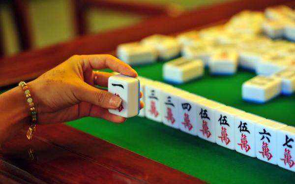 7分钟揭秘！大运河江苏麻将其实是有挂的(怎样才能赢)