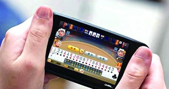 3分钟讲解！手机拼三张赢牌技术(总输怎么回事)